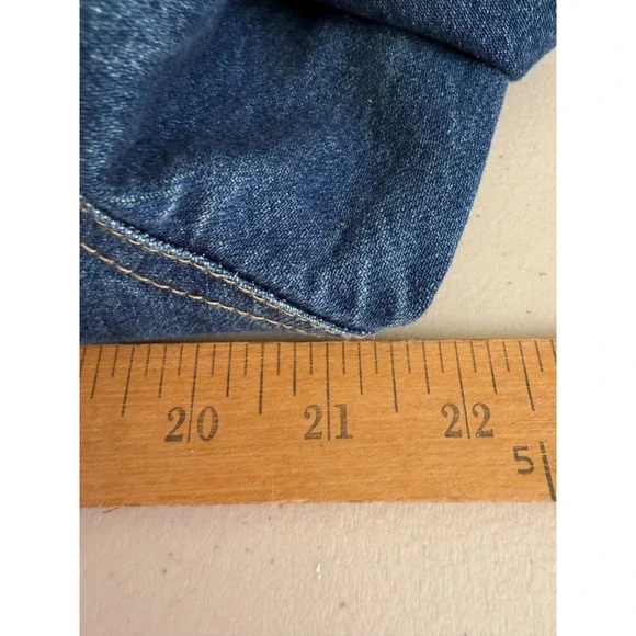 VintageLiz Claiborne Womens Embroidered Dark Denim Jacket Size Medium Cottage - Picture 8 of 10